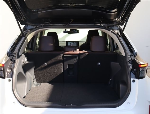 TOYOTA YARIS CROSS HYBRID 2021 Image 31