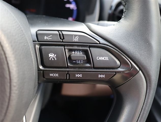 TOYOTA YARIS CROSS HYBRID 2021 Image 31