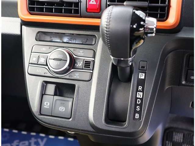 DAIHATSU TANTO 2023 Image 31