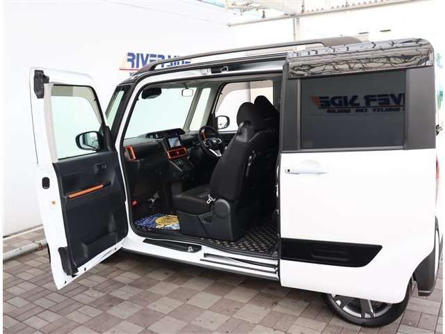 DAIHATSU TANTO 2023 Image 31