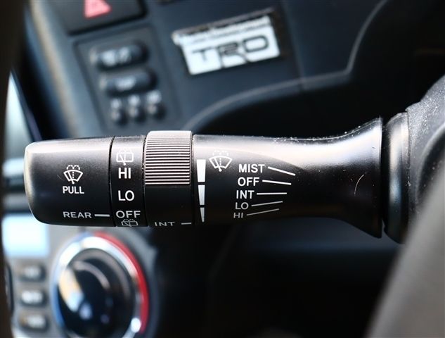 TOYOTA AQUA 2013 Image 31