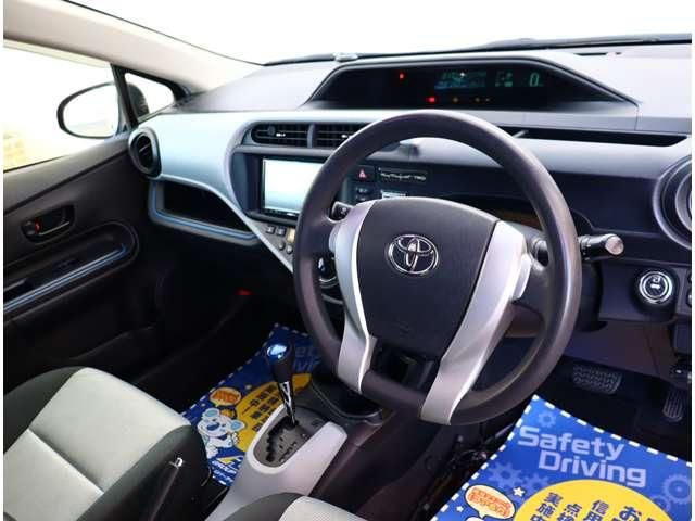 TOYOTA AQUA 2013 Image 31