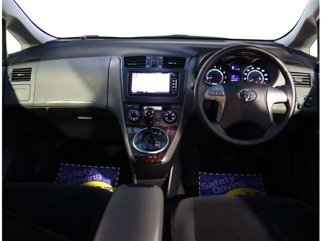 TOYOTA MARK X ZIO 2011 Image 31