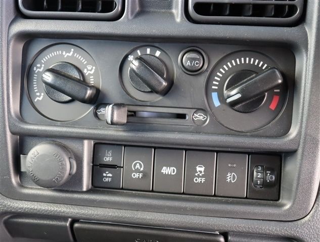 SUZUKI CARRY TRUCK 4WD 2024 Image 31