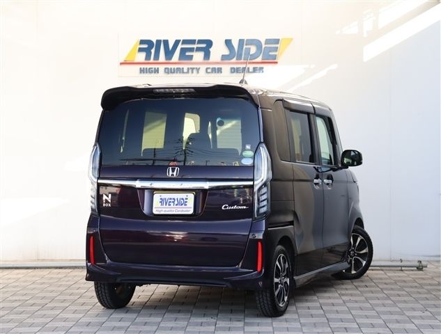 HONDA N BOX CUSTOM 2020 Image 31