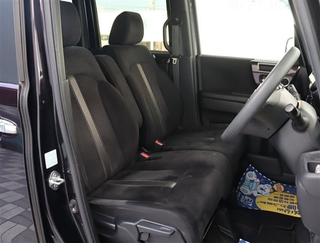 HONDA N BOX CUSTOM 2020 Image 31