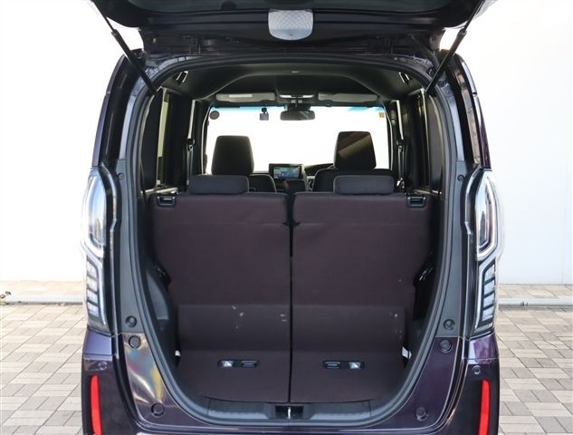 HONDA N BOX CUSTOM 2020 Image 31