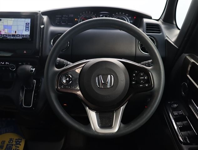 HONDA N BOX CUSTOM 2020 Image 31