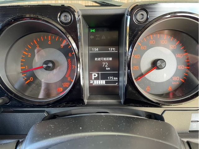 SUZUKI JIMNY NOMADE 2025 Image 31