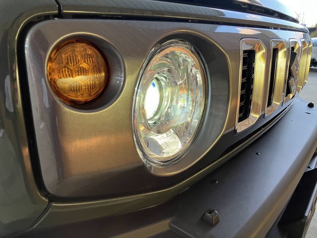 SUZUKI JIMNY NOMADE 2025 Image 31