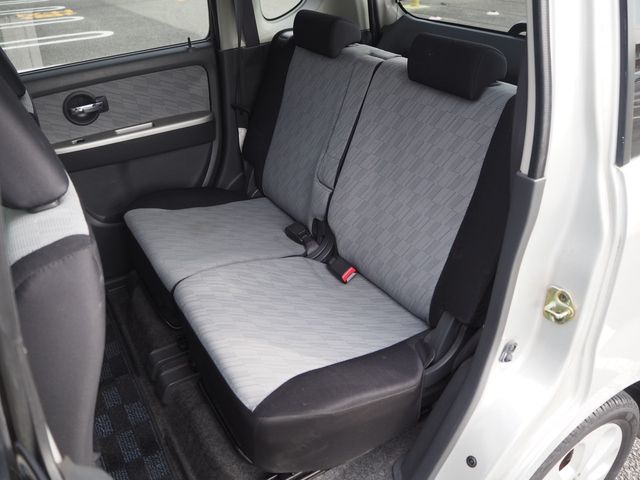 SUZUKI WAGON R 2005 Image 31