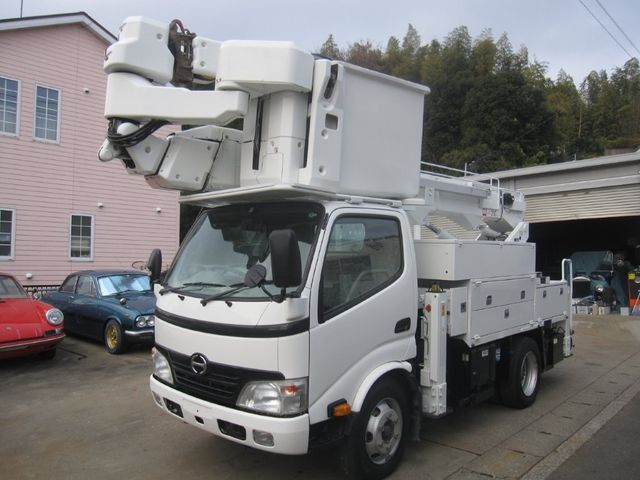 HINO DUTRO 2011 Image 31