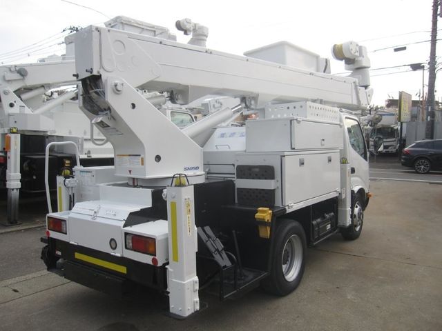 HINO DUTRO 2011 Image 31