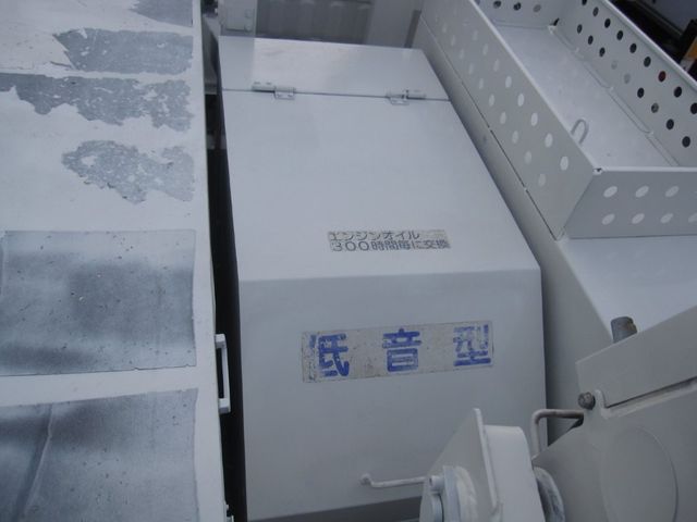 HINO DUTRO 2011 Image 31