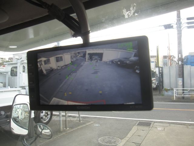 HINO DUTRO 2011 Image 31