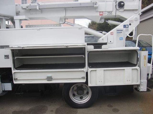 HINO DUTRO 2011 Image 31