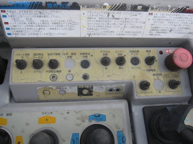 HINO DUTRO 2011 Image 31