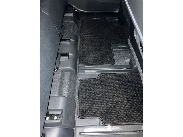 DAIHATSU TANTO CUSTOM 2021 Image 31