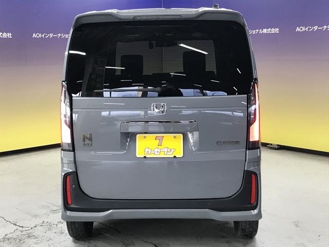 HONDA N BOX CUSTOM 2024 Image 31