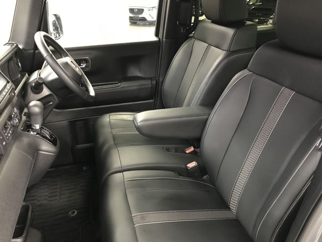 HONDA N BOX CUSTOM 2024 Image 31