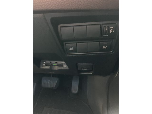 TOYOTA YARIS CROSS HYBRID 2022 Image 31