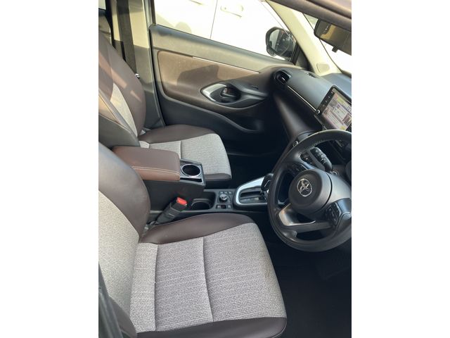 TOYOTA YARIS CROSS HYBRID 2022 Image 31