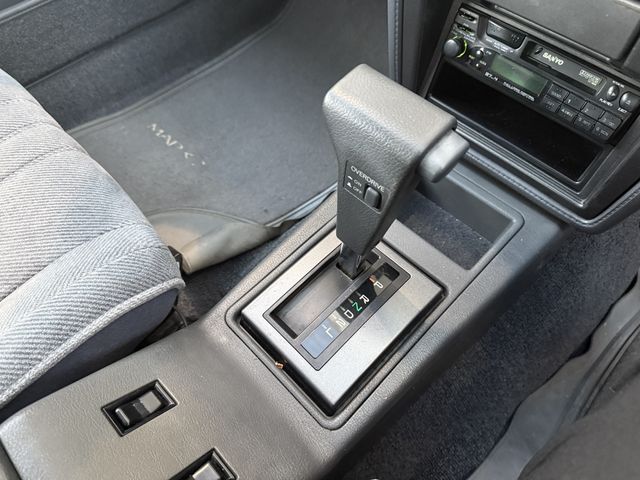 TOYOTA MARK2 WAGON 1985 Image 31