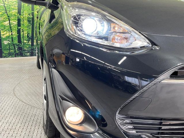 TOYOTA AQUA 2017 Image 31