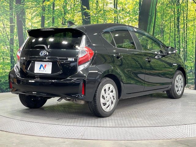 TOYOTA AQUA 2017 Image 31