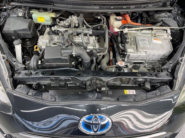 TOYOTA AQUA 2017 Image 31