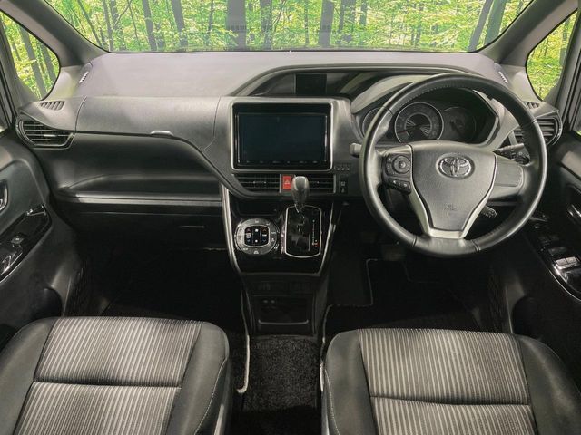 TOYOTA VOXY 2020 Image 31