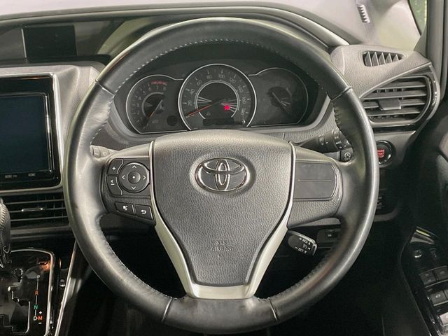 TOYOTA VOXY 2020 Image 31