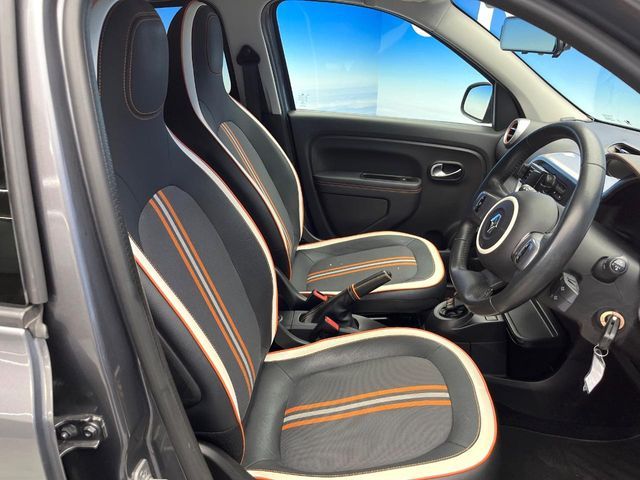 RENAULT TWINGO 2018 Image 31