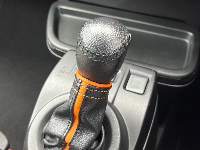 RENAULT TWINGO 2018 Image 31