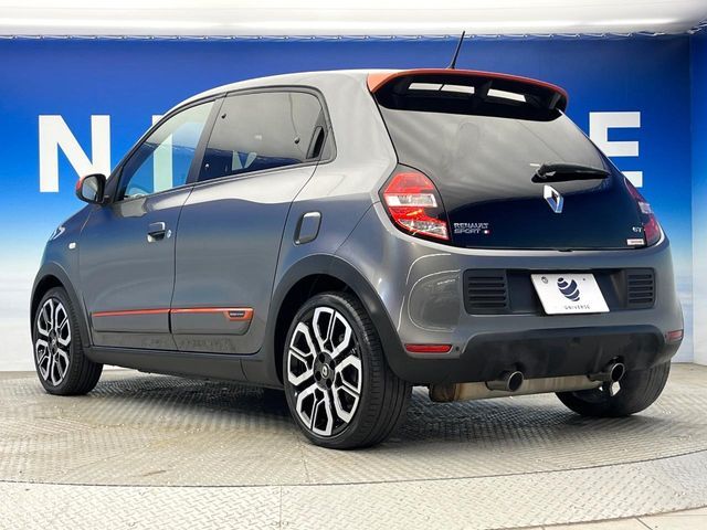 RENAULT TWINGO 2018 Image 31