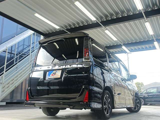 TOYOTA VOXY 2017 Image 31