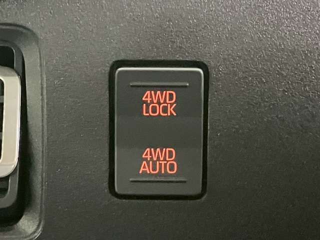 DAIHATSU ATRAI VAN 4WD 2022 Image 31