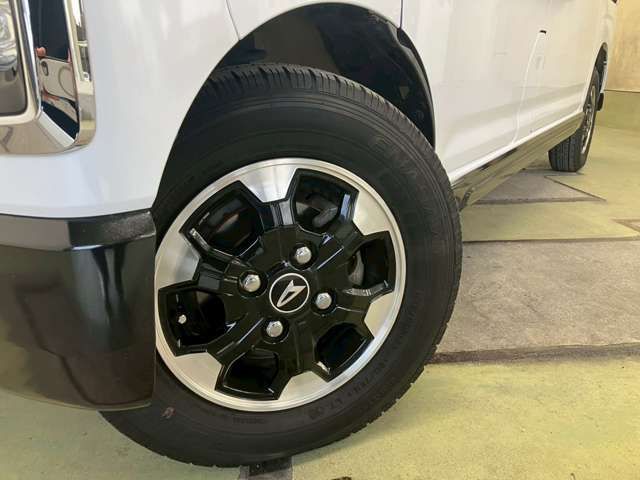 DAIHATSU ATRAI VAN 4WD 2022 Image 31