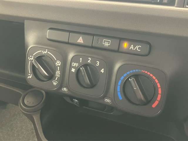 TOYOTA PASSO 2015 Image 31