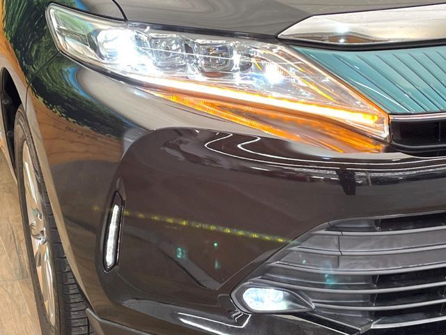 TOYOTA HARRIER 2WD 2017 Image 31