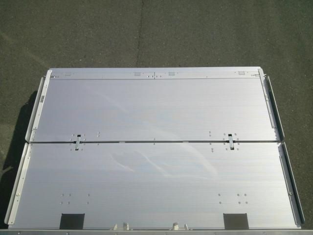 MITSUBISHI FUSOU FIGHTER 2025 Image 31