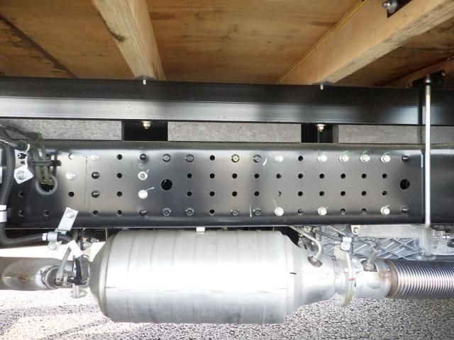 MITSUBISHI CANTER 2024 Image 31