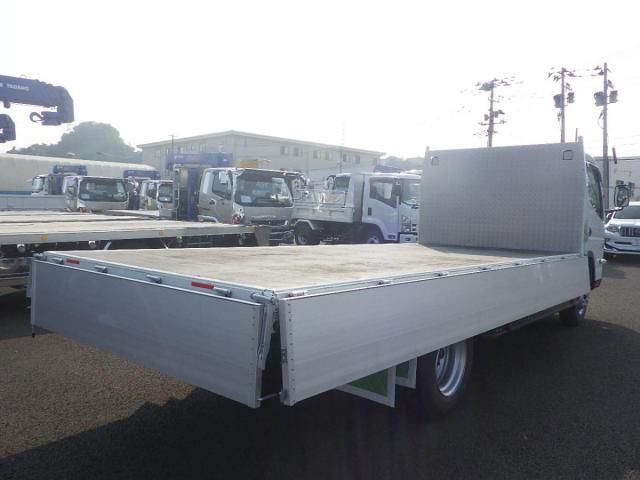 MITSUBISHI CANTER 2024 Image 31