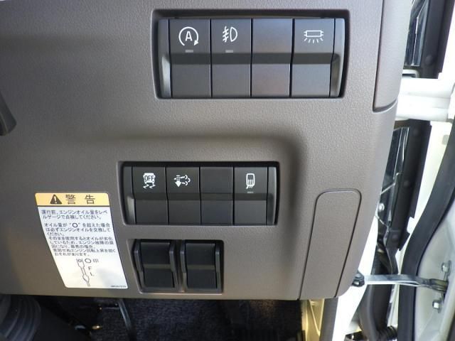 MITSUBISHI CANTER 2024 Image 31