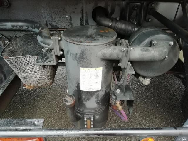 MITSUBISHI FUSOU FIGHTER 2010 Image 31