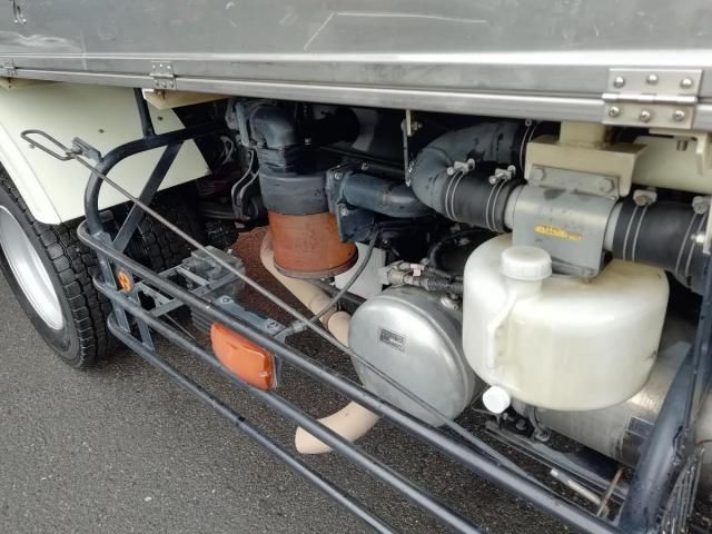 MITSUBISHI FUSOU FIGHTER 2010 Image 31