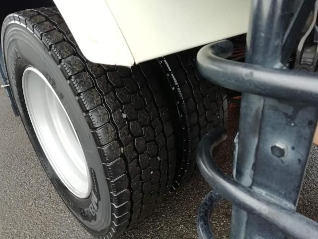 MITSUBISHI FUSOU FIGHTER 2010 Image 31