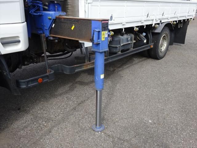 MITSUBISHI FUSOU FIGHTER 2015 Image 31