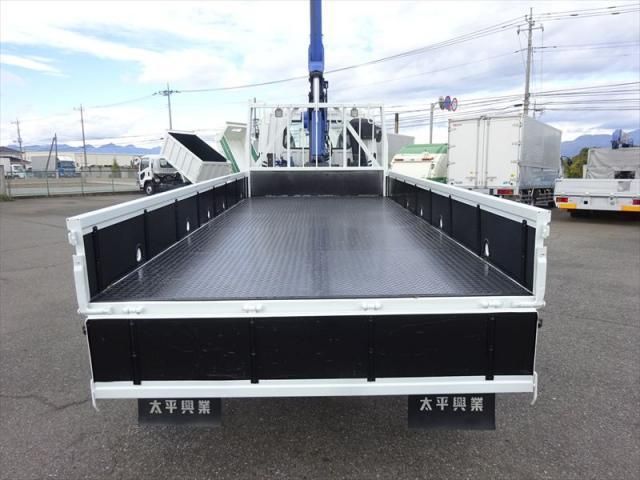 MITSUBISHI FUSOU FIGHTER 2015 Image 31