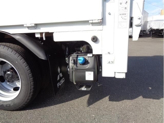 MITSUBISHI CANTER 2025 Image 31